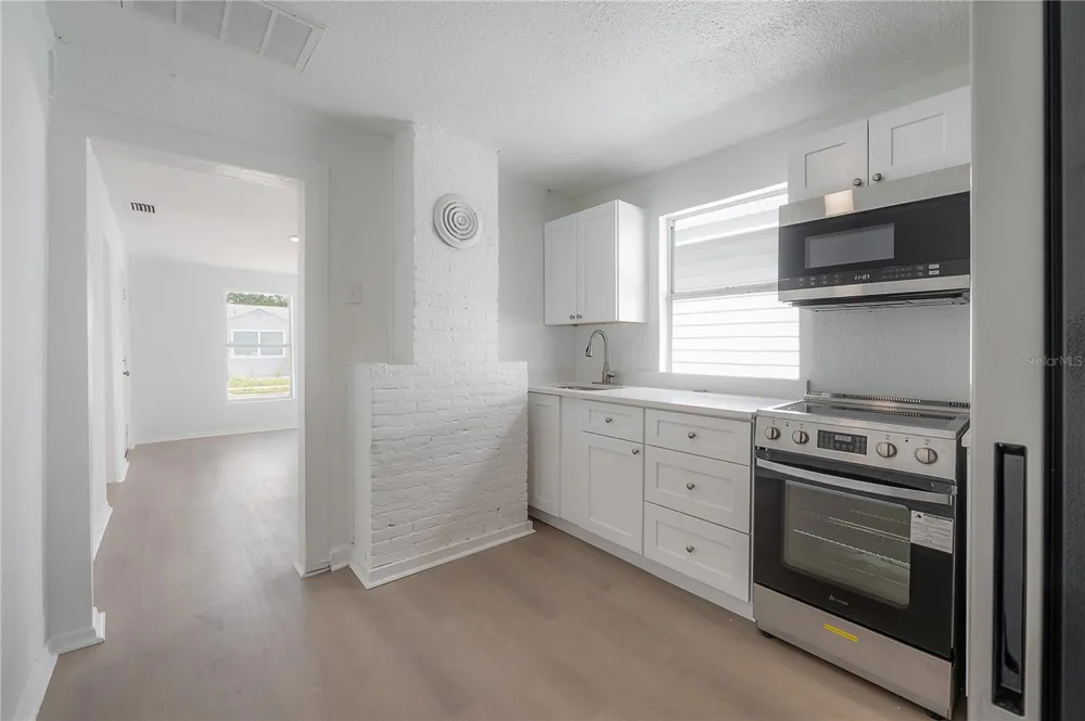 1918 E 21ST AVENUE Tampa, FL 33605