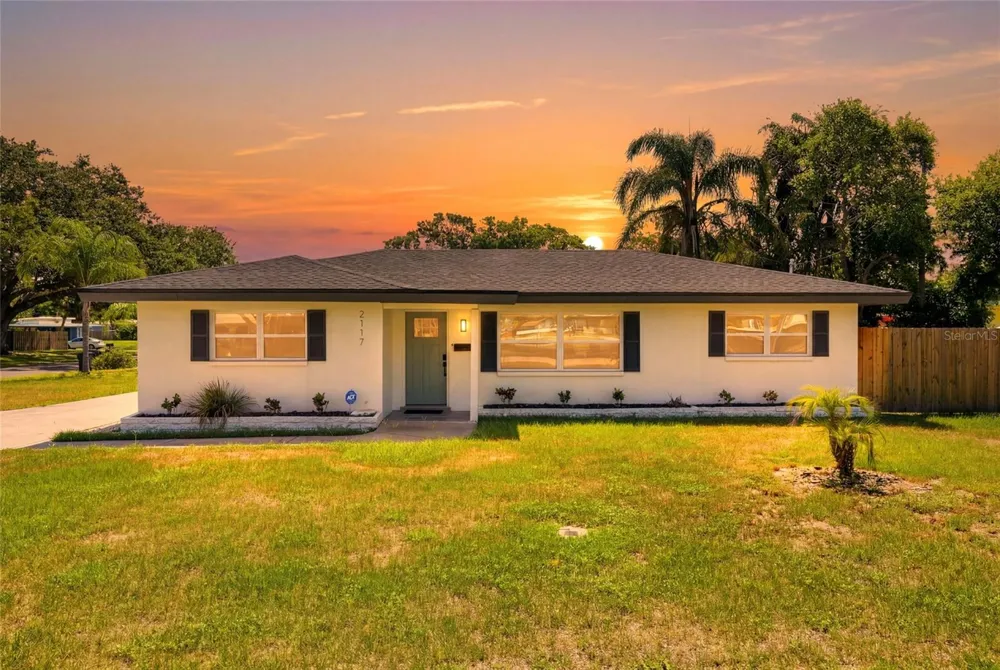 2117 HERCULES AVENUE Clearwater, FL 33763