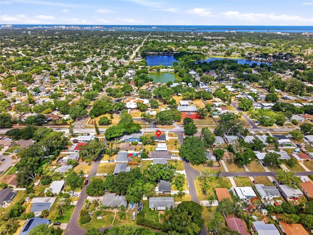 2117 HERCULES AVENUE Clearwater, FL 33763