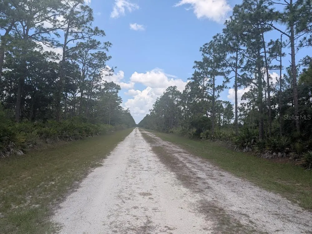 904 LAGUNA DRIVE Indian Lake Estates, FL 33855