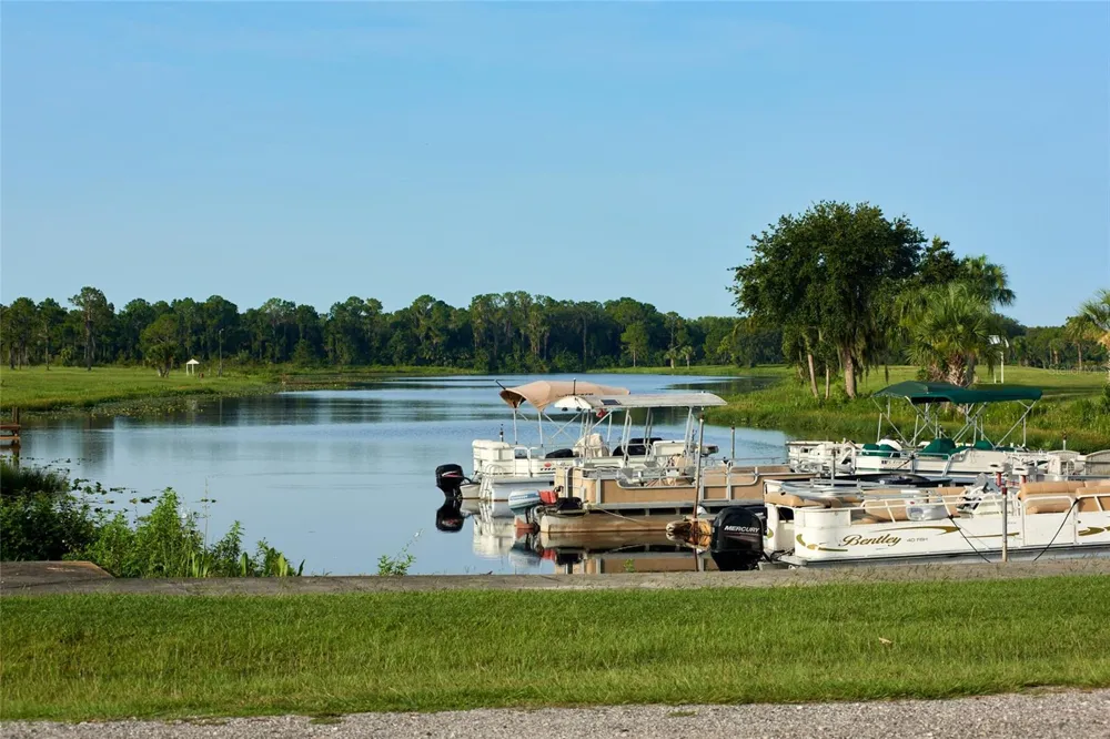 904 LAGUNA DRIVE Indian Lake Estates, FL 33855