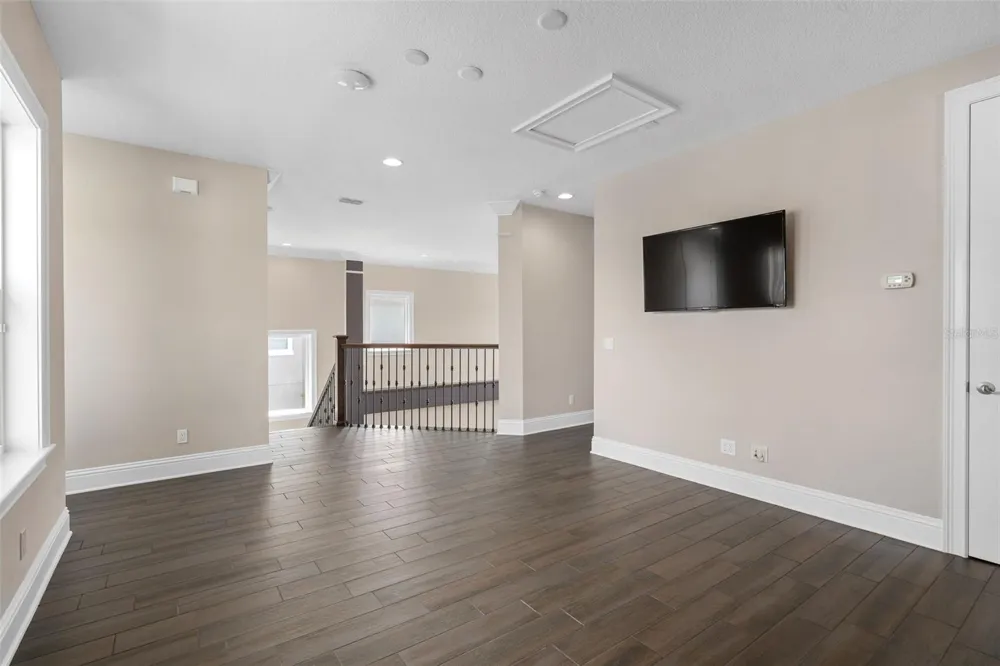 9462 BECKER COURT Orlando, FL 32827