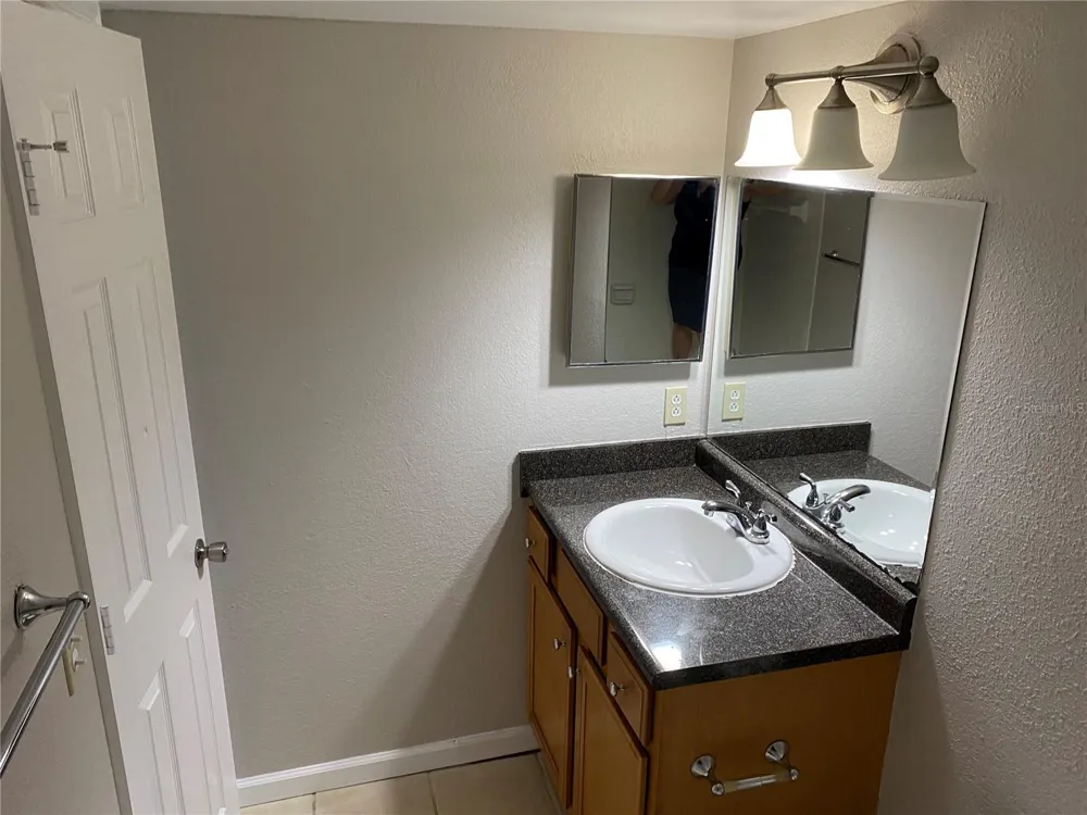 400 LAKE PLACID COURT #104 Altamonte Springs, FL 32701