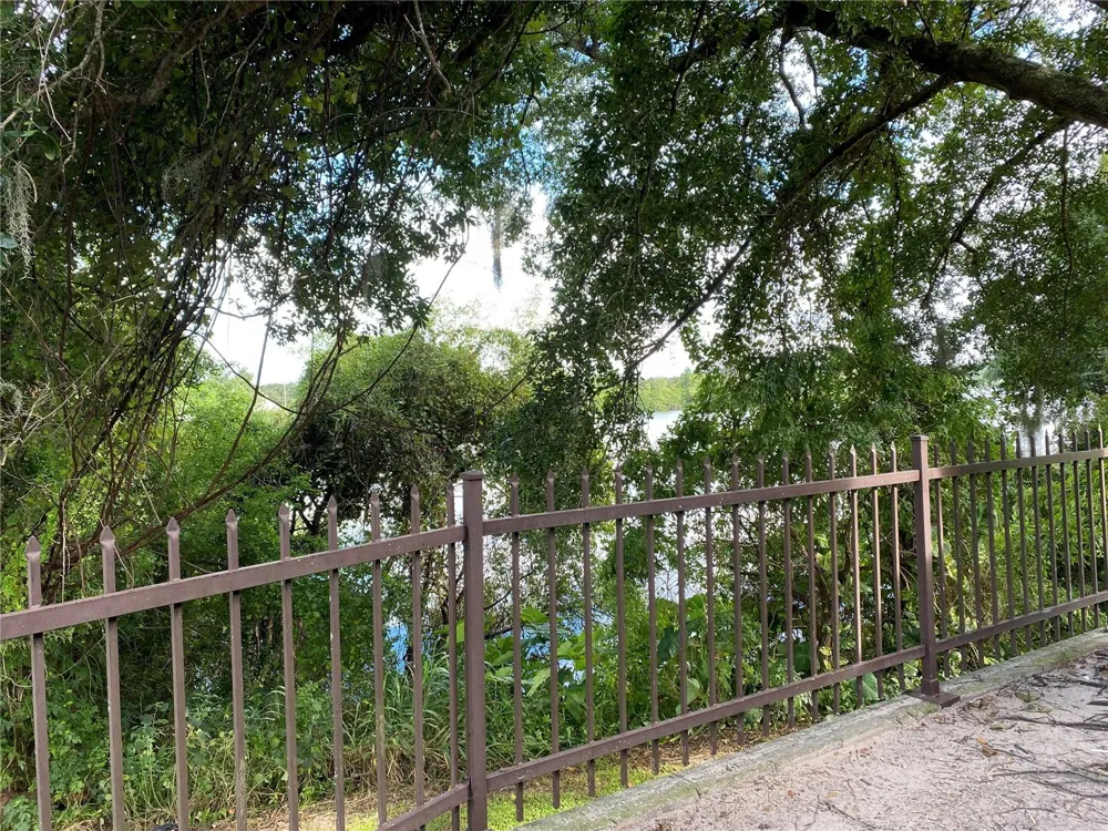 400 LAKE PLACID COURT #104 Altamonte Springs, FL 32701
