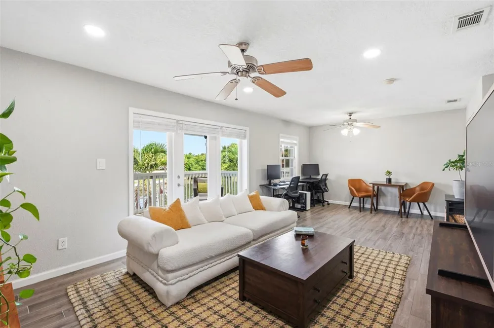 4725 COQUINA KEY DRIVE SE #D St Petersburg, FL 33705