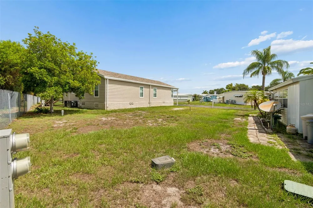 9790 66TH STREET #365 Pinellas Park, FL 33782