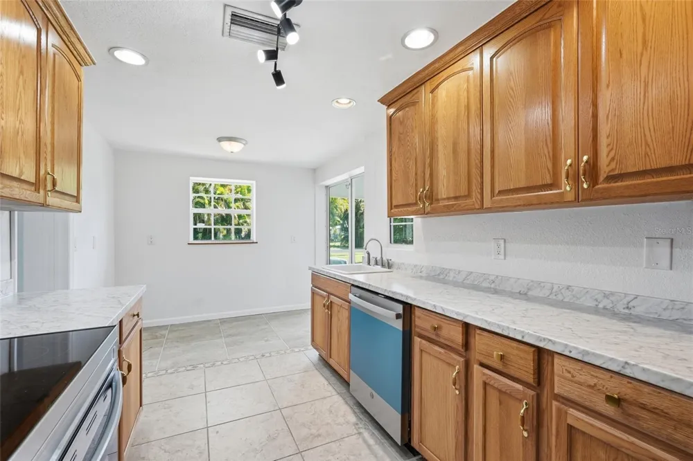 700 DOLPHIN PARKWAY Punta Gorda, FL 33950