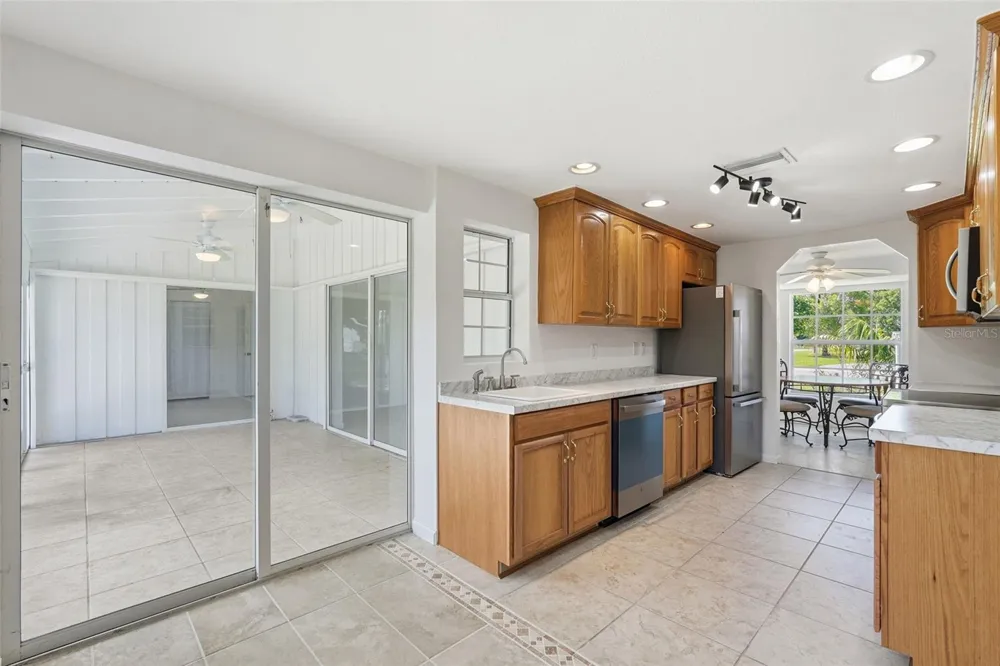 700 DOLPHIN PARKWAY Punta Gorda, FL 33950