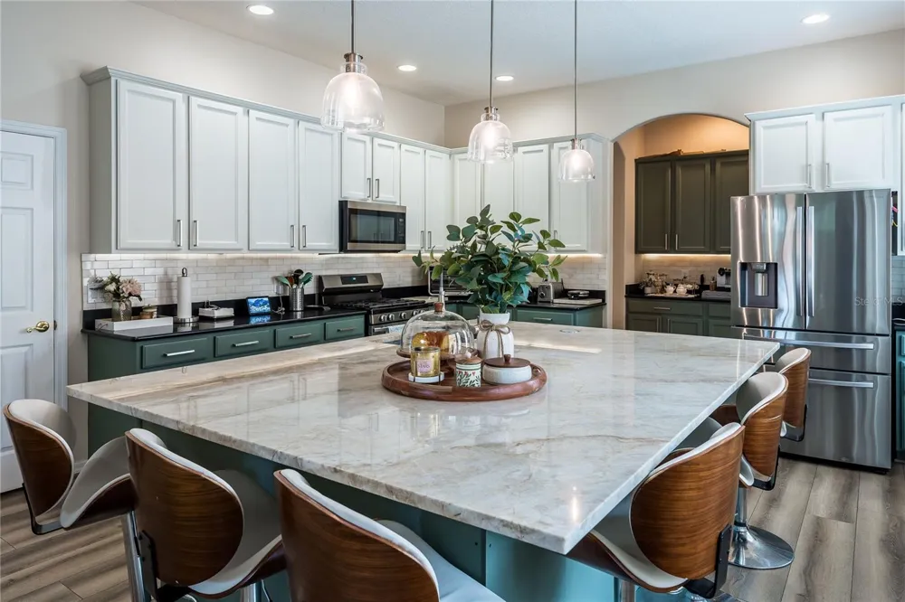 4642 RIVER GEM AVENUE Windermere, FL 34786