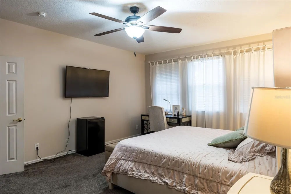 4642 RIVER GEM AVENUE Windermere, FL 34786