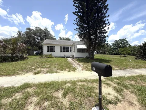 1115 Edgemoor Ave