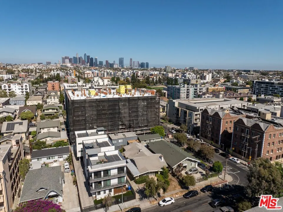 932 S Harvard Boulevard Los Angeles, CA 90006