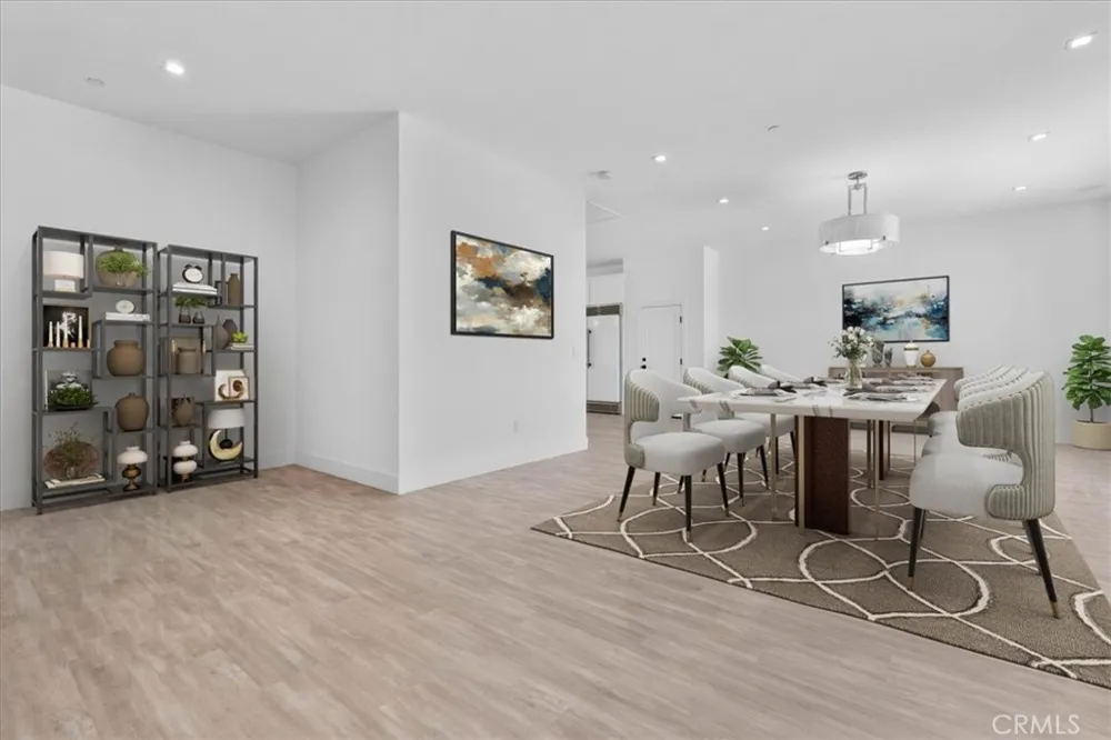 10830 Emerson Road Oak Hills, CA 92344