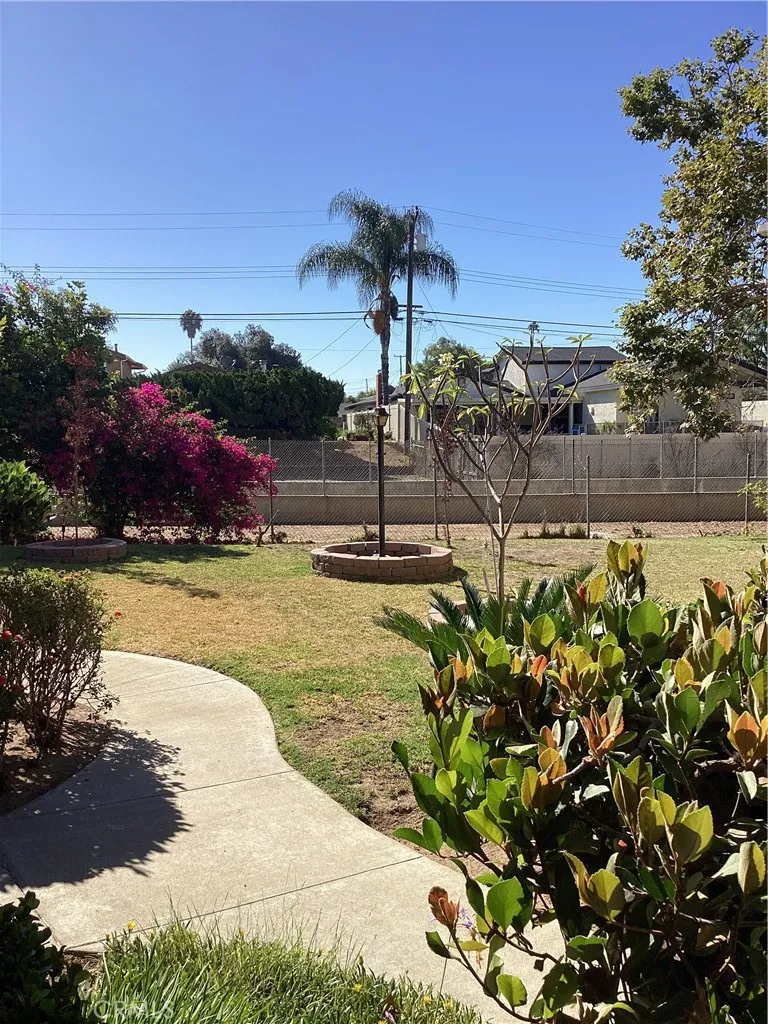 790 Juanita Ave #B La Verne, CA 91750