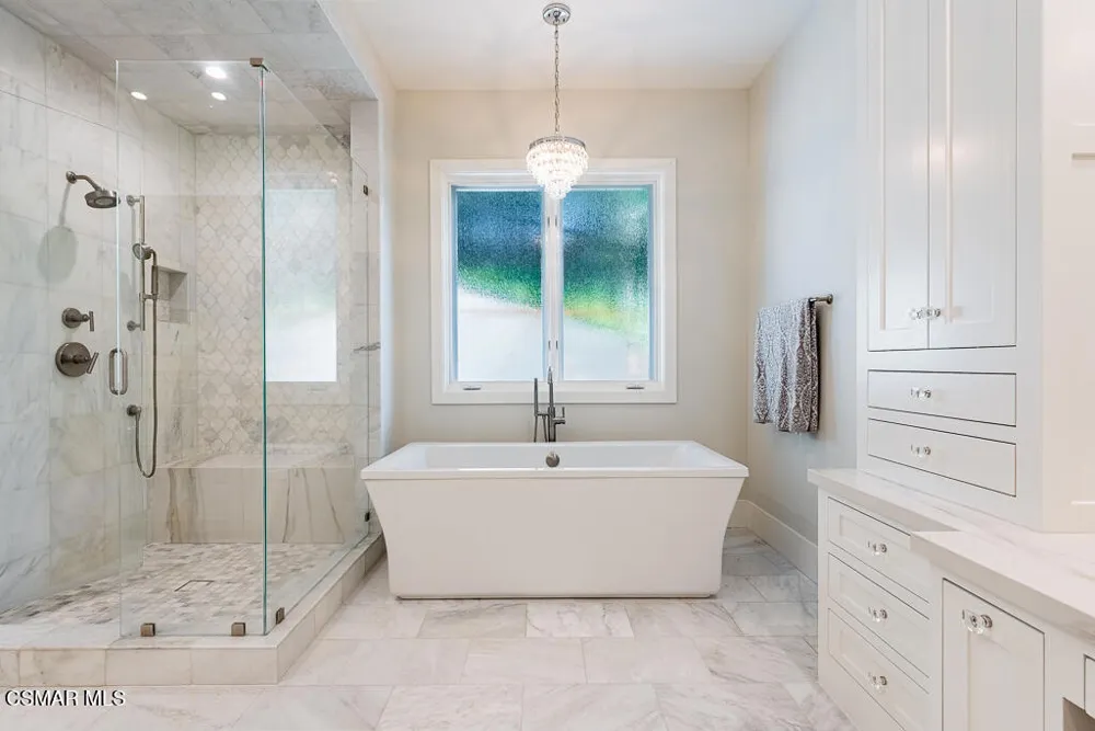 224 Lake Sherwood Drive Lake Sherwood, CA 91361