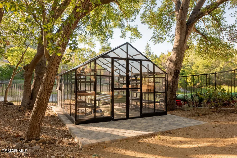 224 Lake Sherwood Drive Lake Sherwood, CA 91361