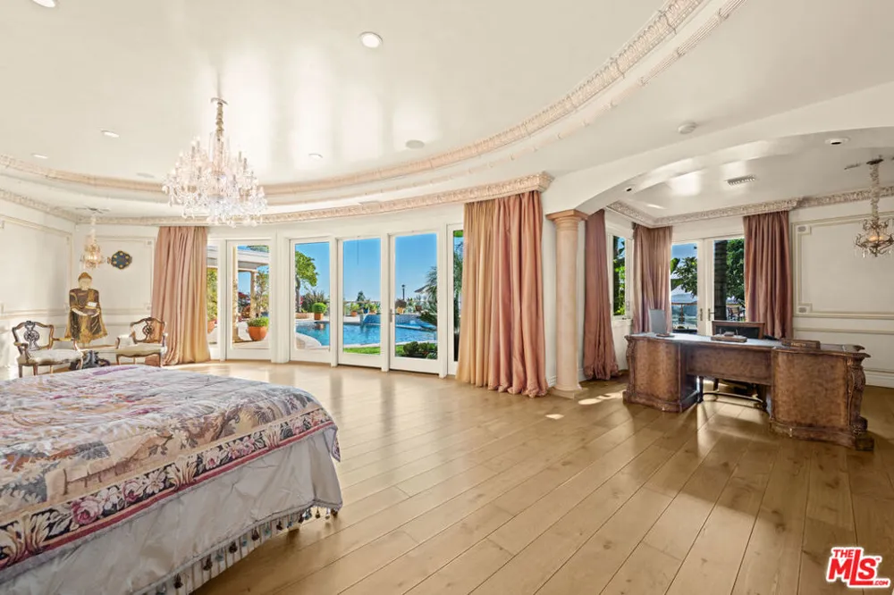 1575 Alexis Place Beverly Hills, CA 90210
