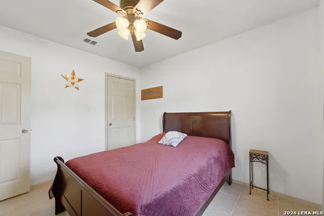 529 Guerra Ln Gonzales, TX 78629