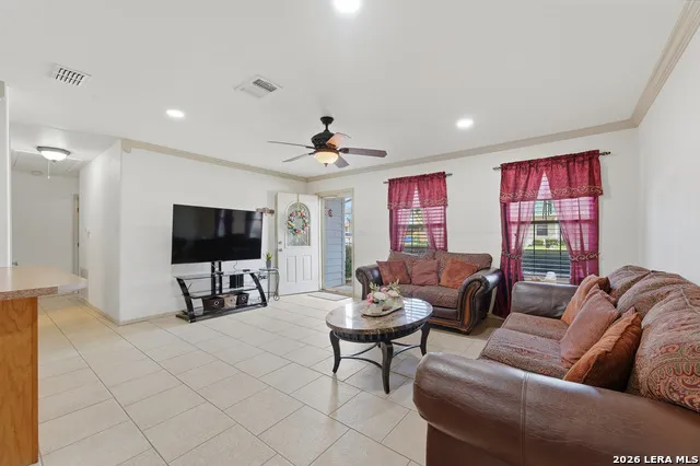 529 Guerra Ln Gonzales, TX 78629