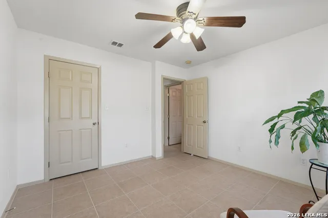 529 Guerra Ln Gonzales, TX 78629