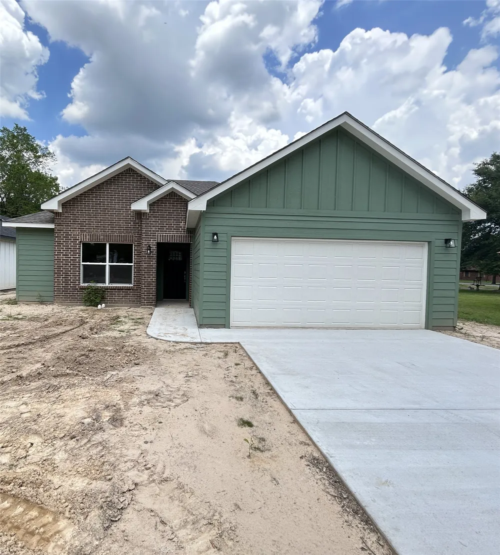 923 Putman Street Sulphur Springs, TX 75482