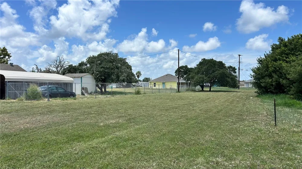Wilson Avenue Aransas Pass, TX 78336