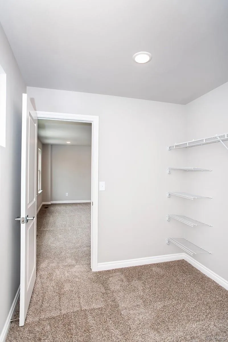 16 Grandview Circle #56 White Lake Charter Township, MI 48386
