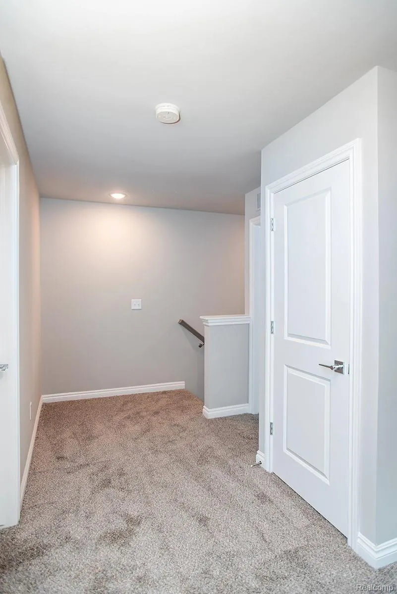 16 Grandview Circle #56 White Lake Charter Township, MI 48386