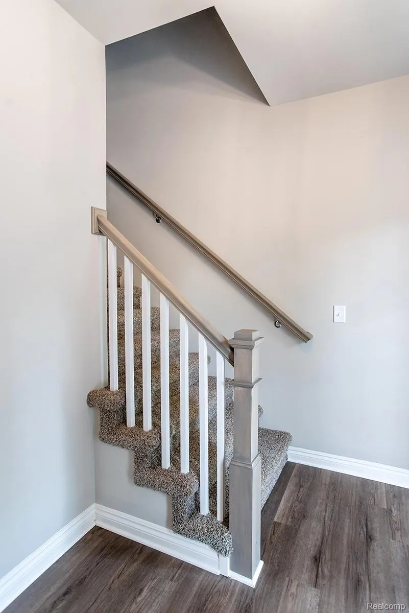 16 Grandview Circle #56 White Lake Charter Township, MI 48386