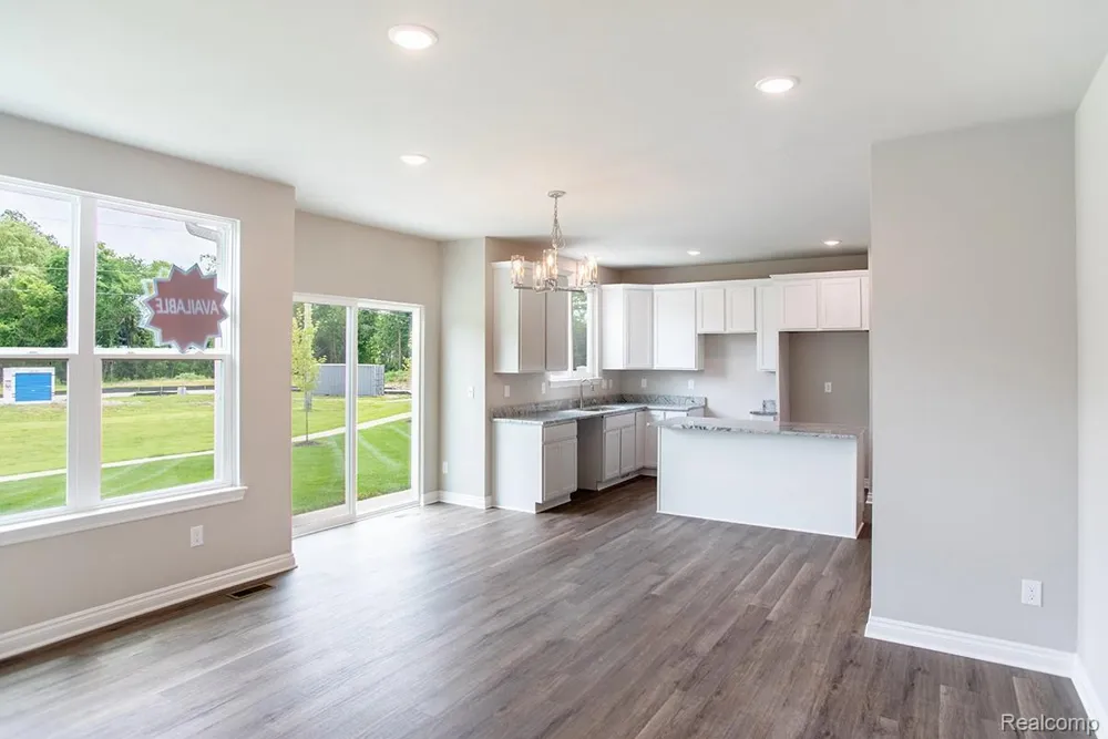 16 Grandview Circle #56 White Lake Charter Township, MI 48386