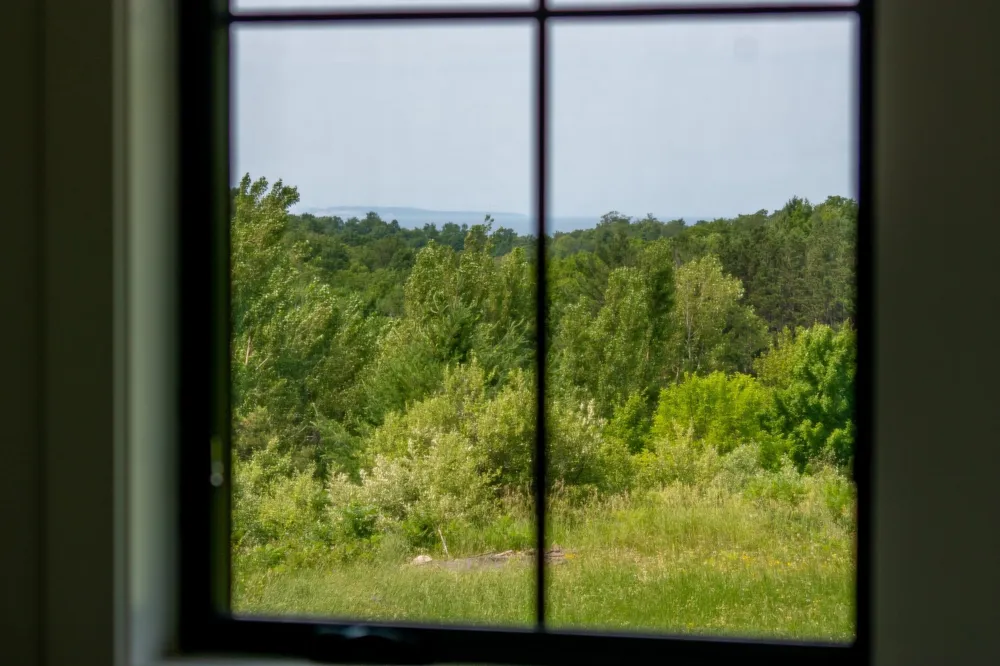 9742 E Peterson Road Leelanau Township, MI 49670