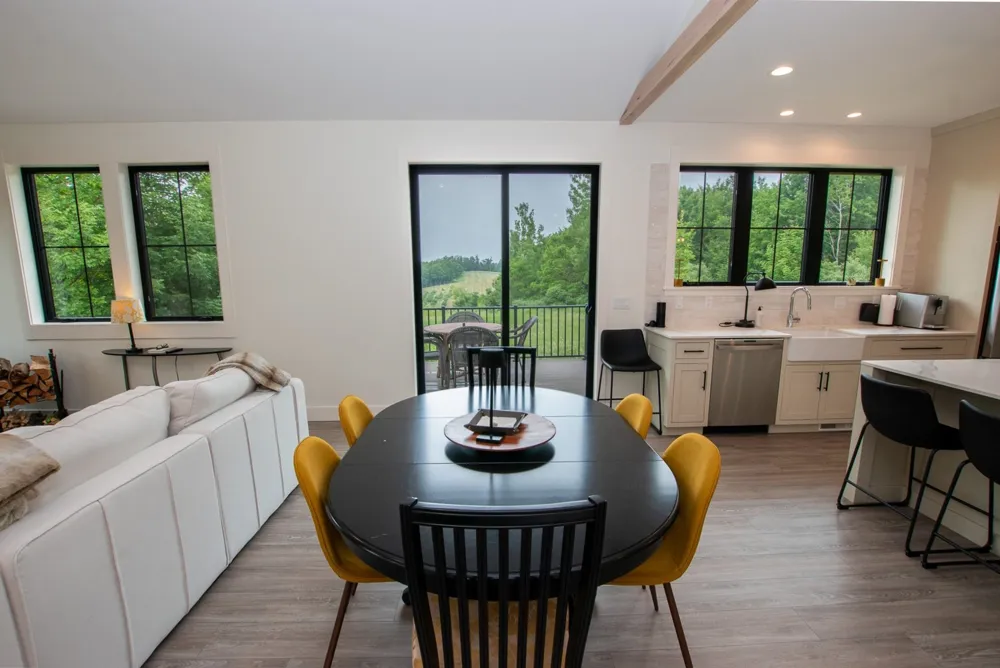 9742 E Peterson Road Leelanau Township, MI 49670