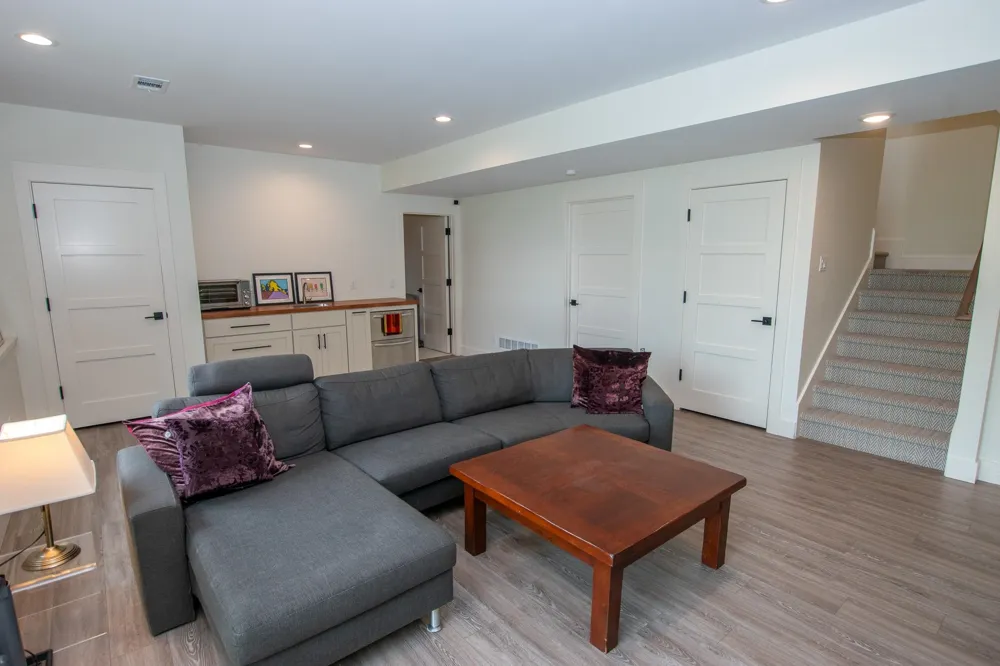 9742 E Peterson Road Leelanau Township, MI 49670