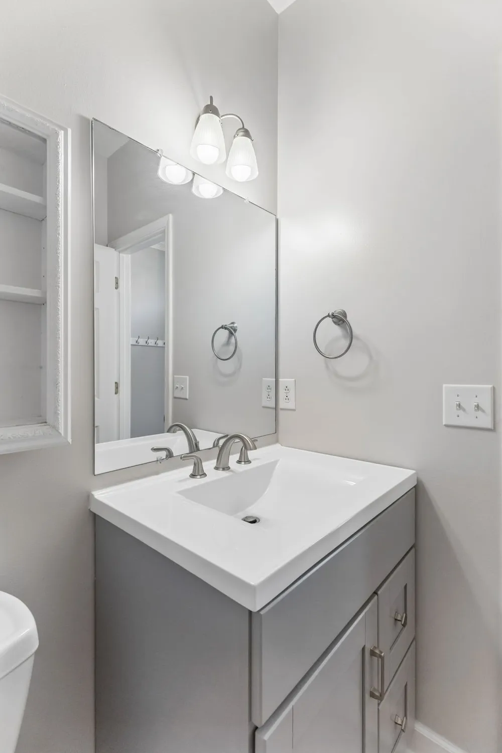 2271 Dewey Dr #J4 Spring Hill, TN 37174