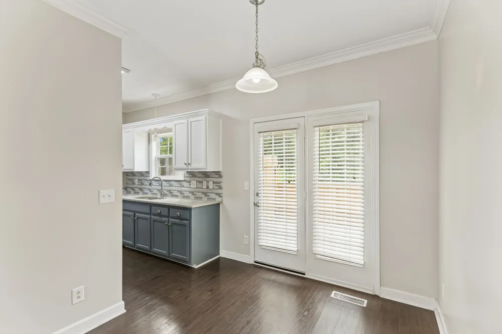 2271 Dewey Dr #J4 Spring Hill, TN 37174