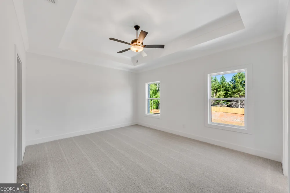 2735 Hallwood LN Suwanee, GA 30024