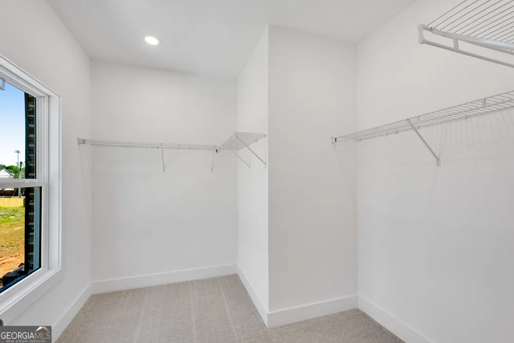 2735 Hallwood LN Suwanee, GA 30024