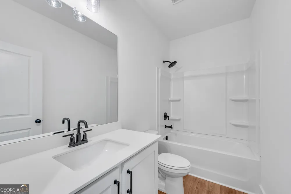 2735 Hallwood LN Suwanee, GA 30024