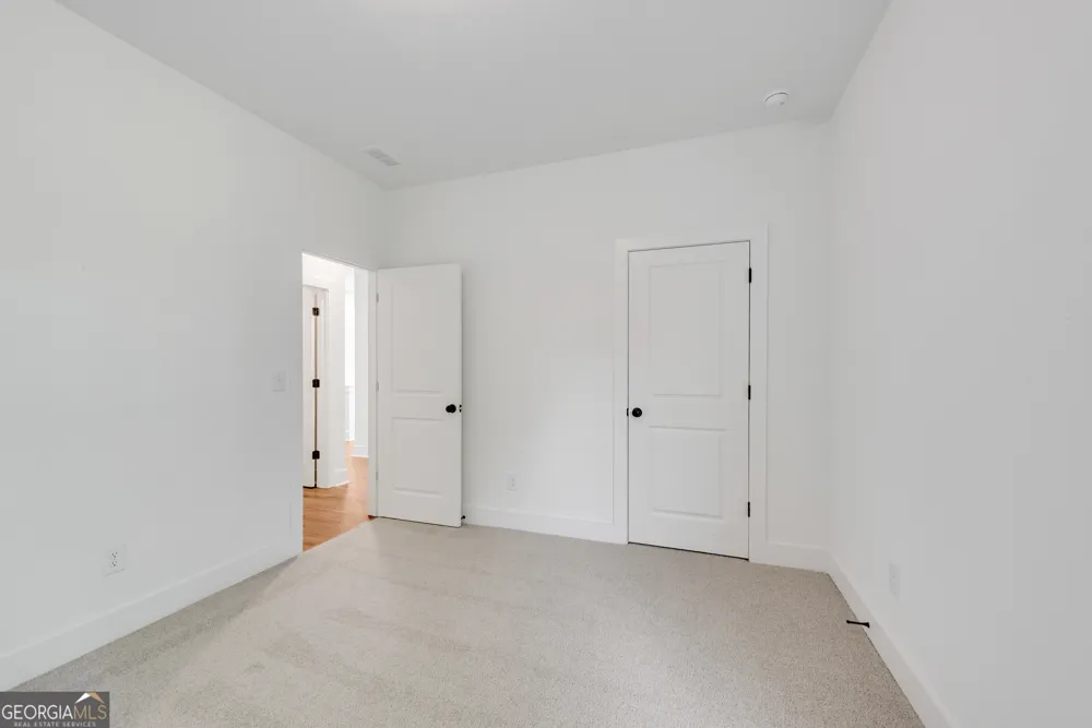 2735 Hallwood LN Suwanee, GA 30024