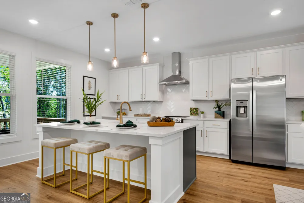 2735 Hallwood LN Suwanee, GA 30024
