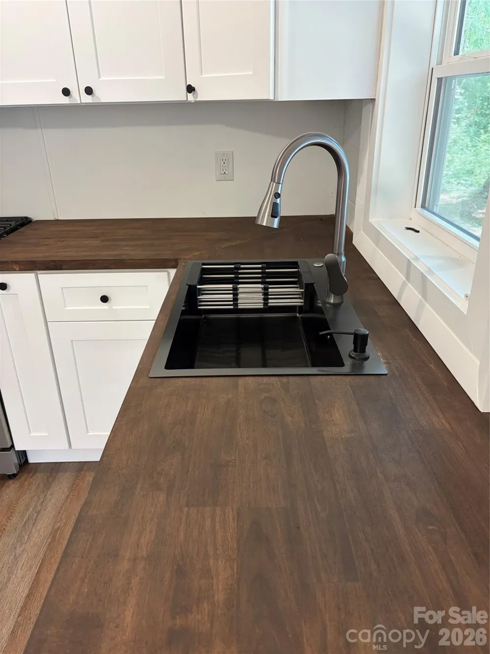 1107 S Meeting Street Statesville, NC 28677
