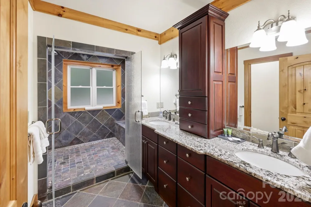 206 Big Rock Lane Lake Lure, NC 28746
