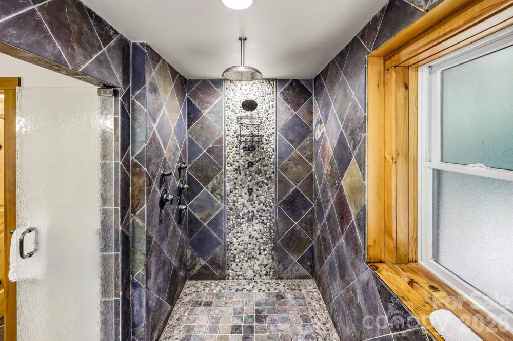 206 Big Rock Lane Lake Lure, NC 28746