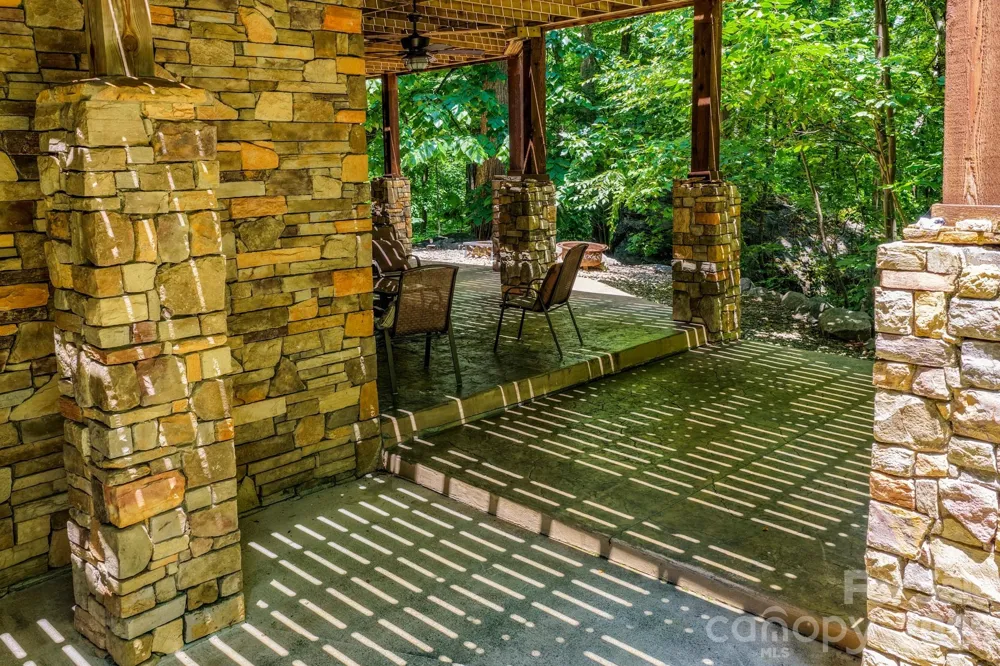 206 Big Rock Lane Lake Lure, NC 28746