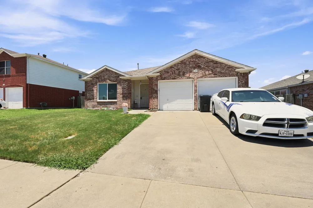 1409 Dundee Drive Arlington, TX 76002
