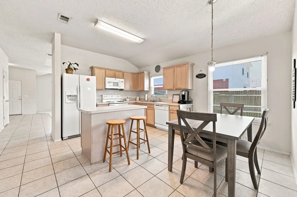 1409 Dundee Drive Arlington, TX 76002