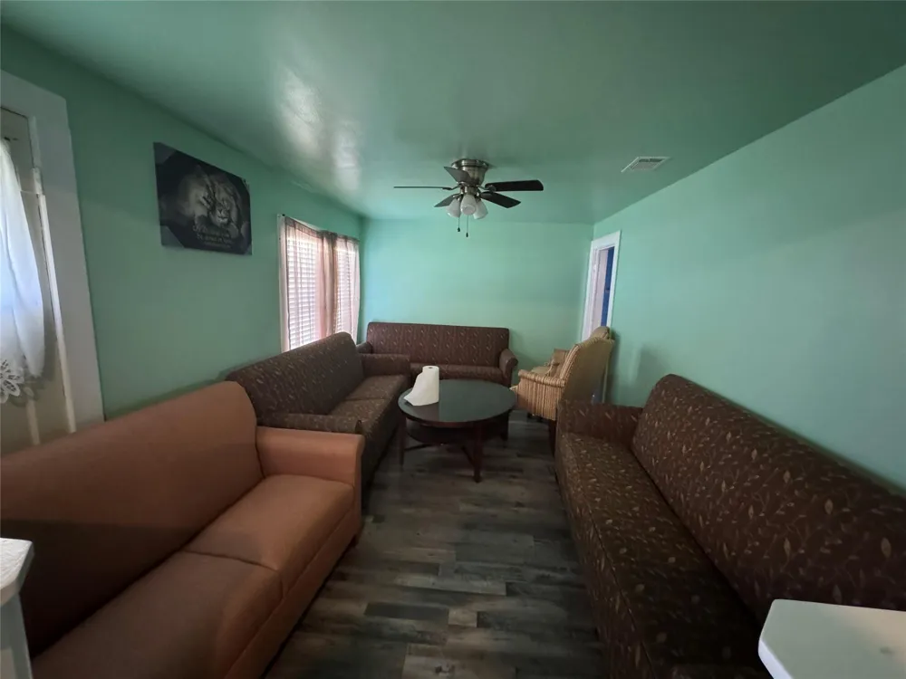 17930 Highway 36 Guy, TX 77444