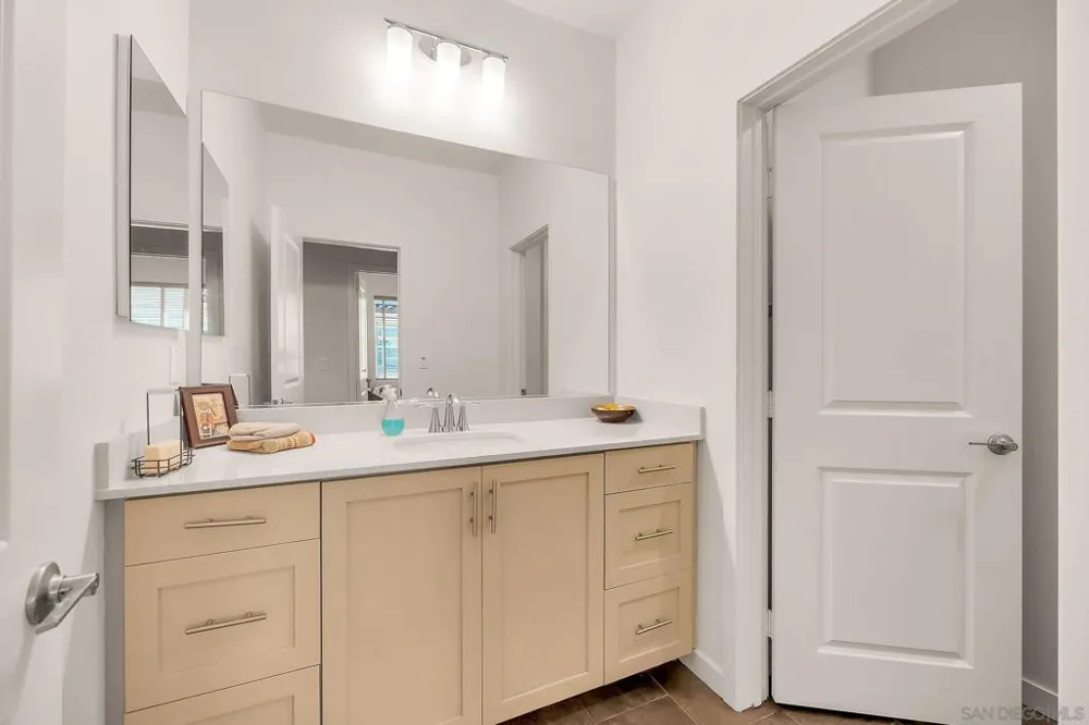 122 Diamante San Marcos, CA 92078