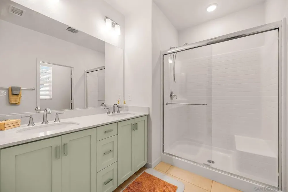 122 Diamante San Marcos, CA 92078