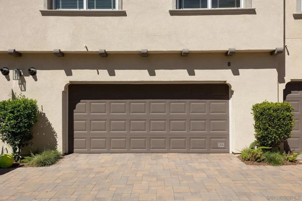 122 Diamante San Marcos, CA 92078